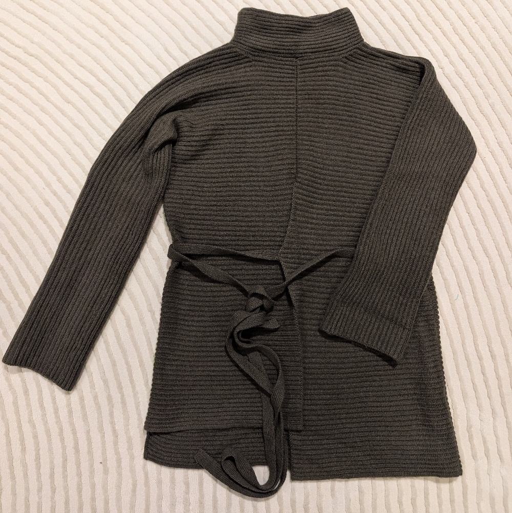 Vince Charcoal Ribbed Turtleneck Sweater - Dark Khaki